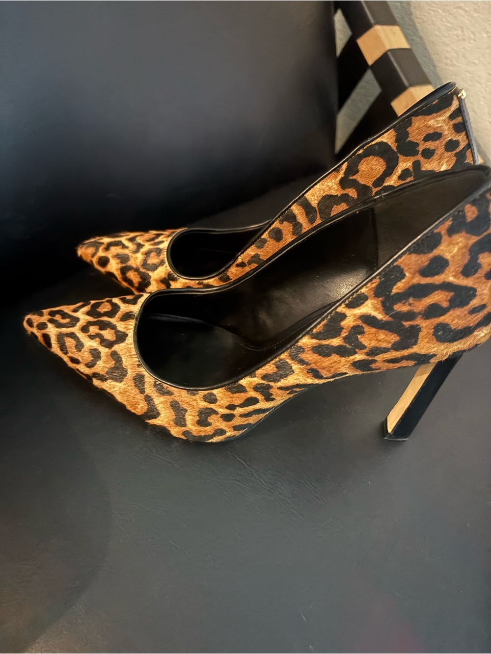 Michael Kors Leopard Print Pointed Toe Pumps - Tan & Black - Picture 6 of 8